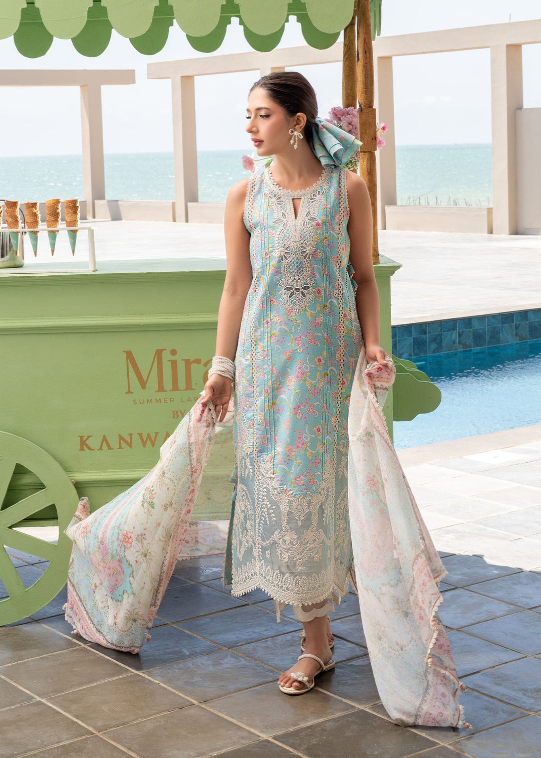mira-summer-lawn-26