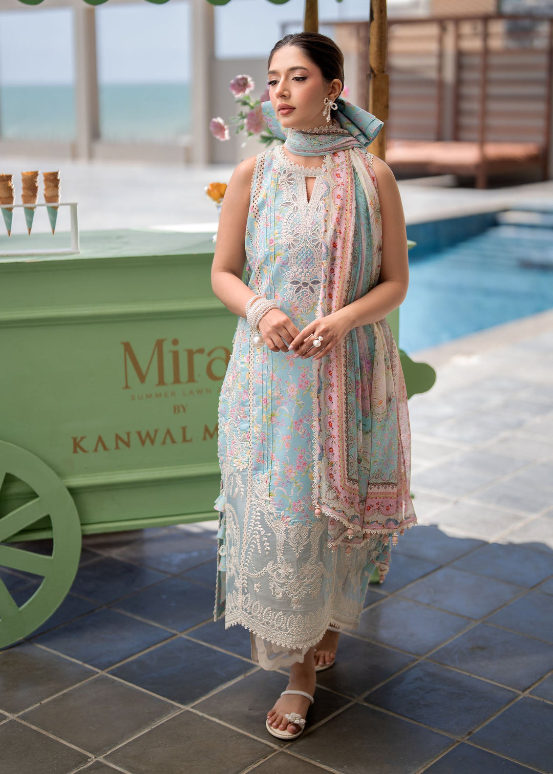 mira-summer-lawn-26