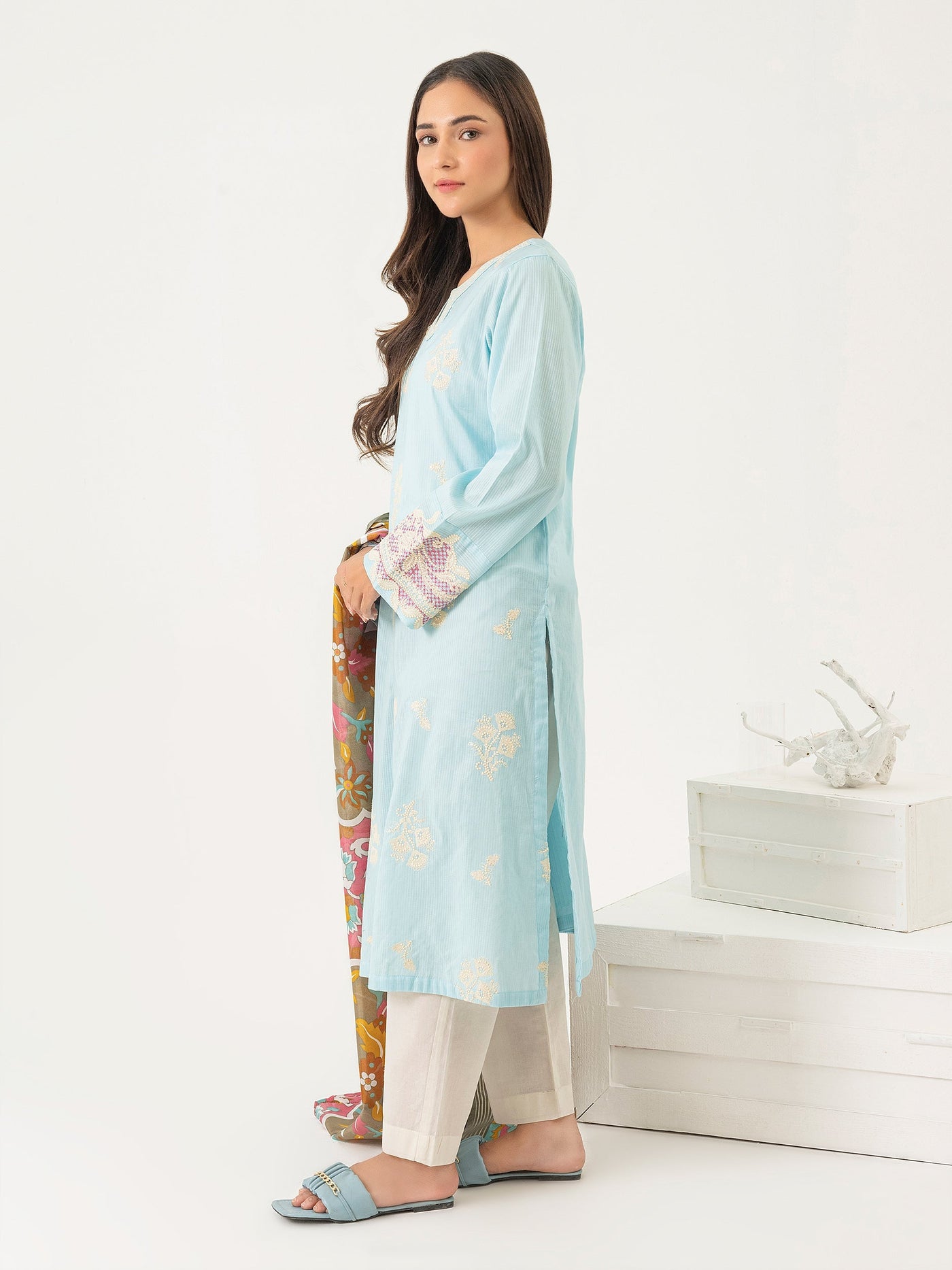 Limelight-2 Piece Lawn Suit-Embroidered (Pret)