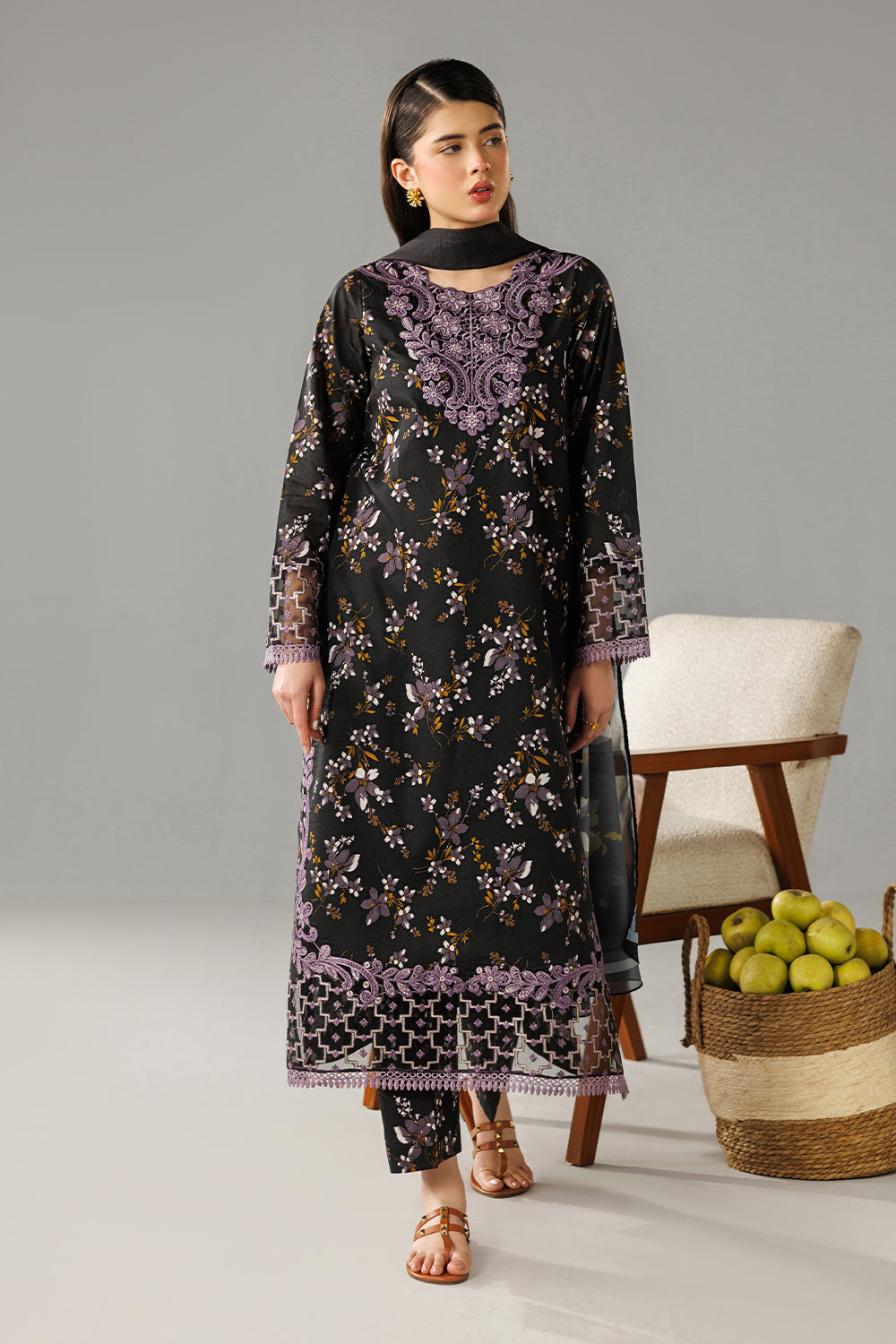 DAASTAN  Embroidered Lawn Pret