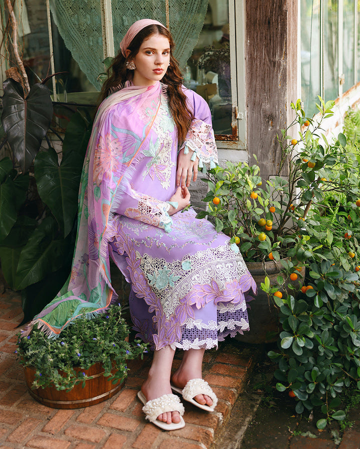 The Secret Garden Lawn