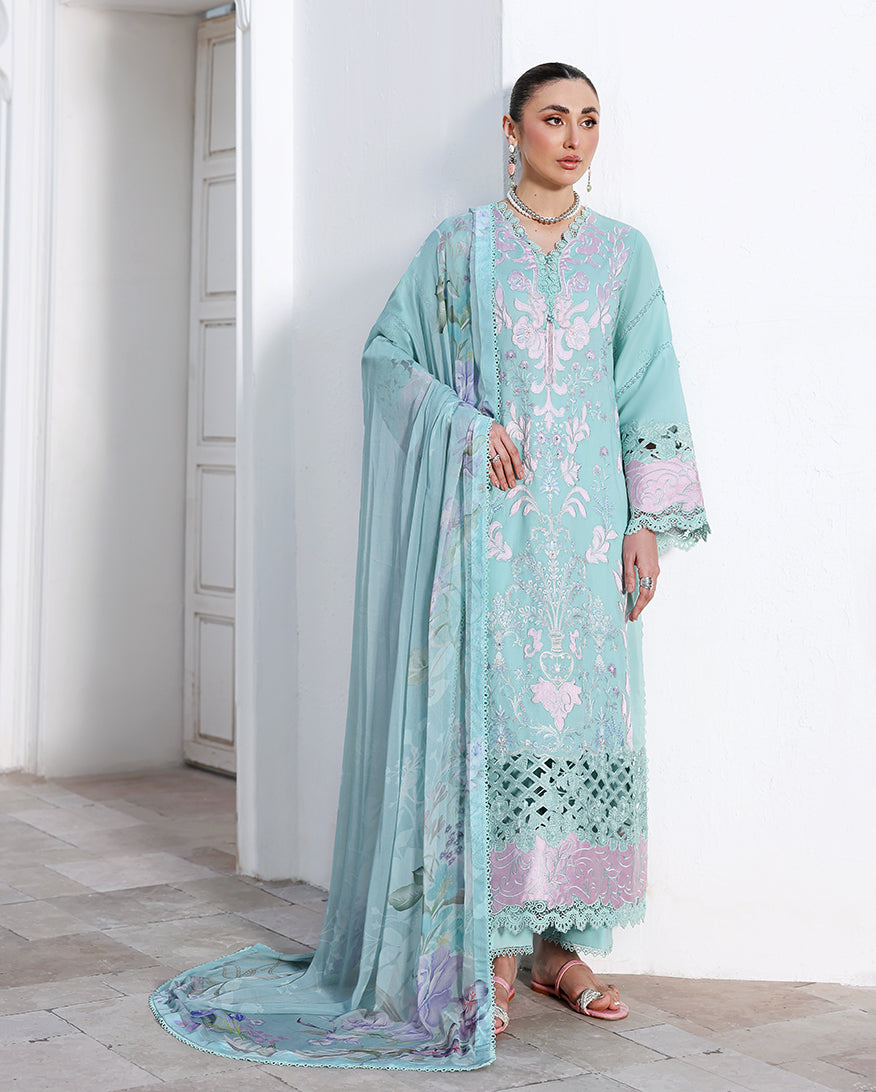 Floral Reveire | Luxury Lawn