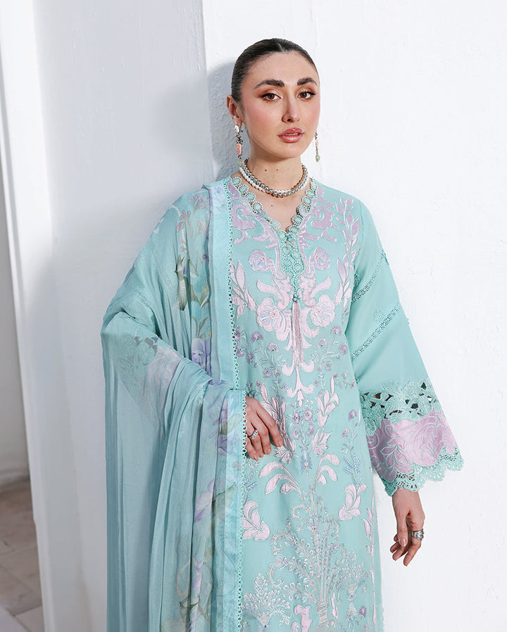 Floral Reveire | Luxury Lawn