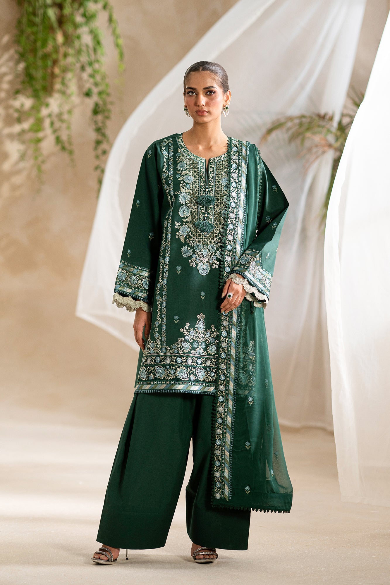 EMBROIDERED LAWN SUIT