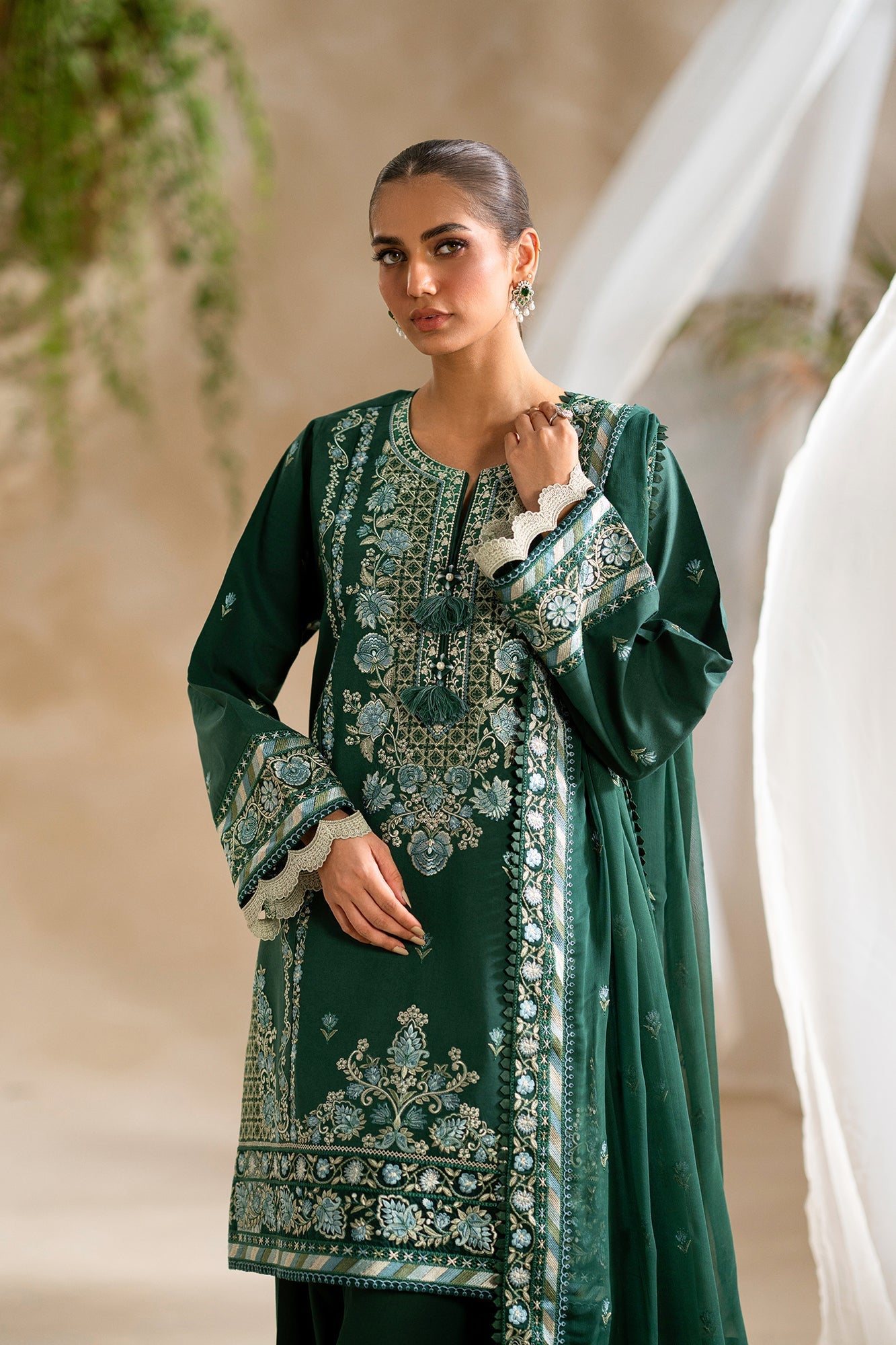 EMBROIDERED LAWN SUIT