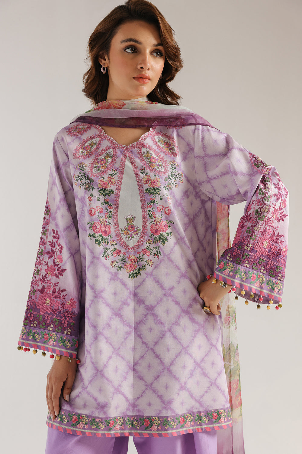EMBROIDERED SUIT