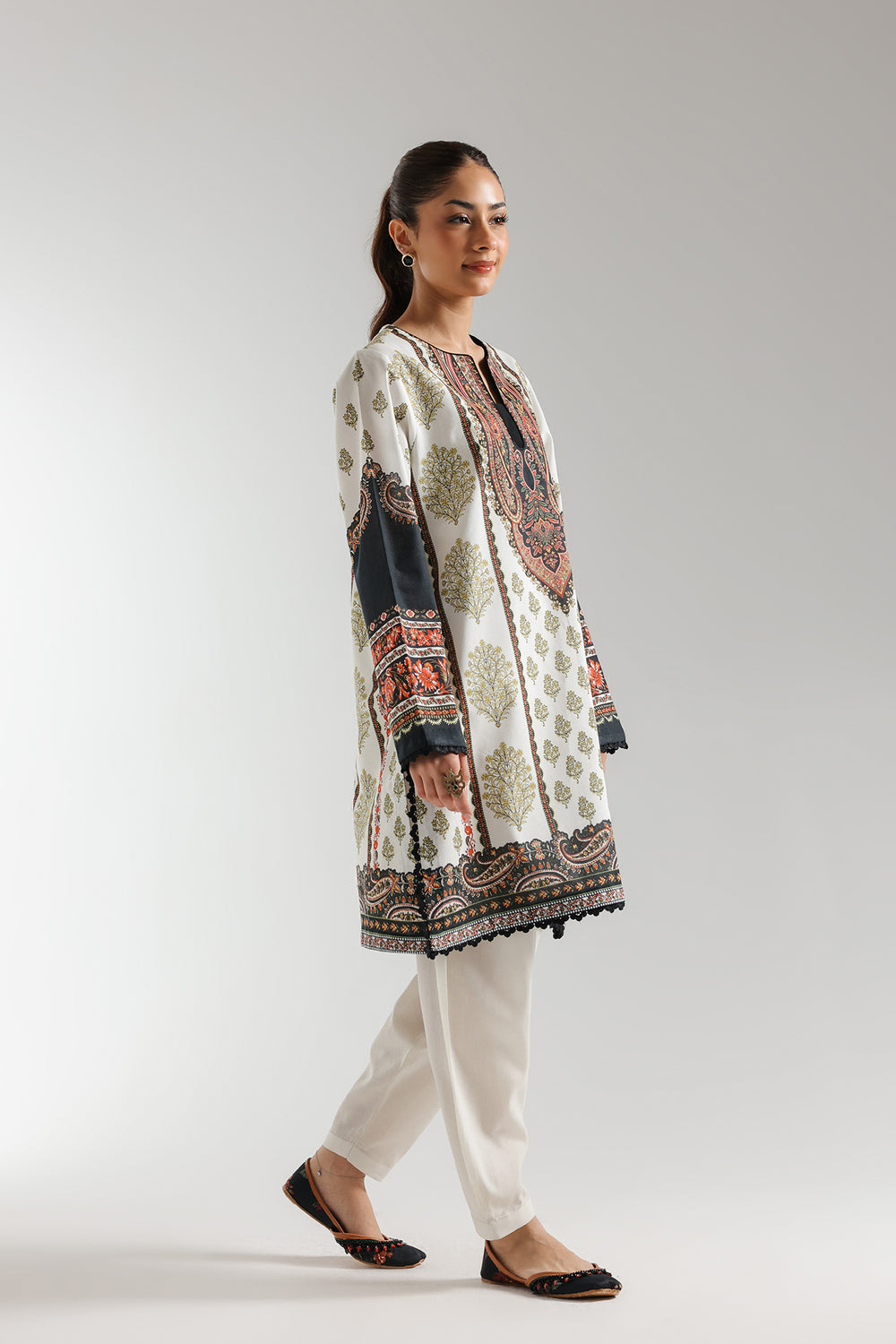 PRINTED SUIT
