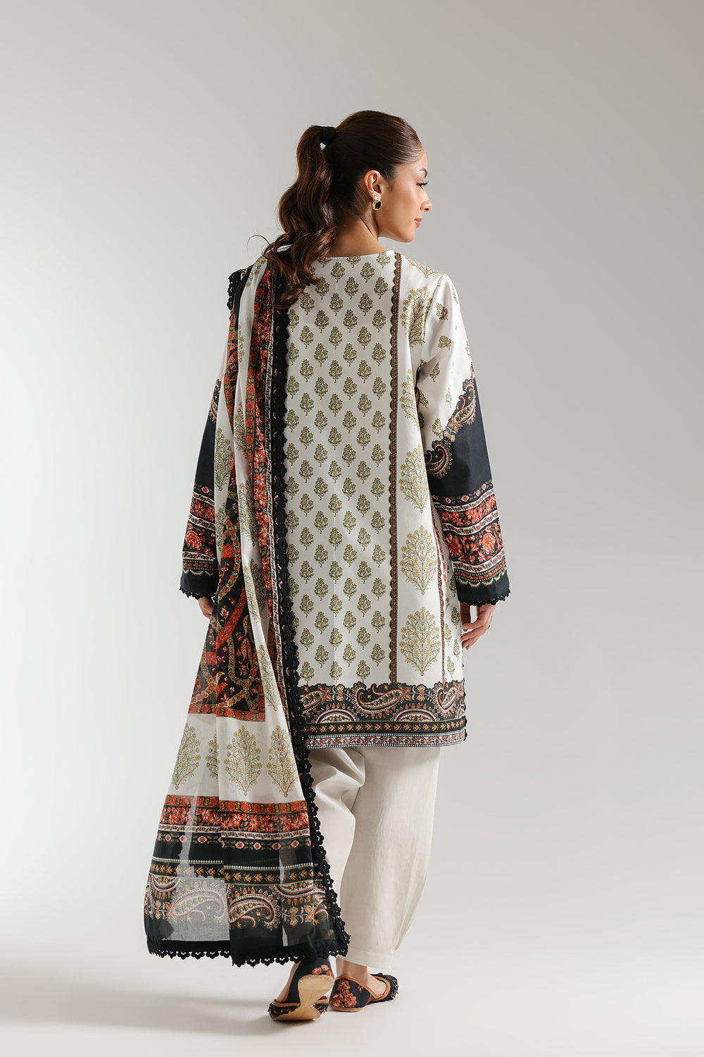 PRINTED SUIT