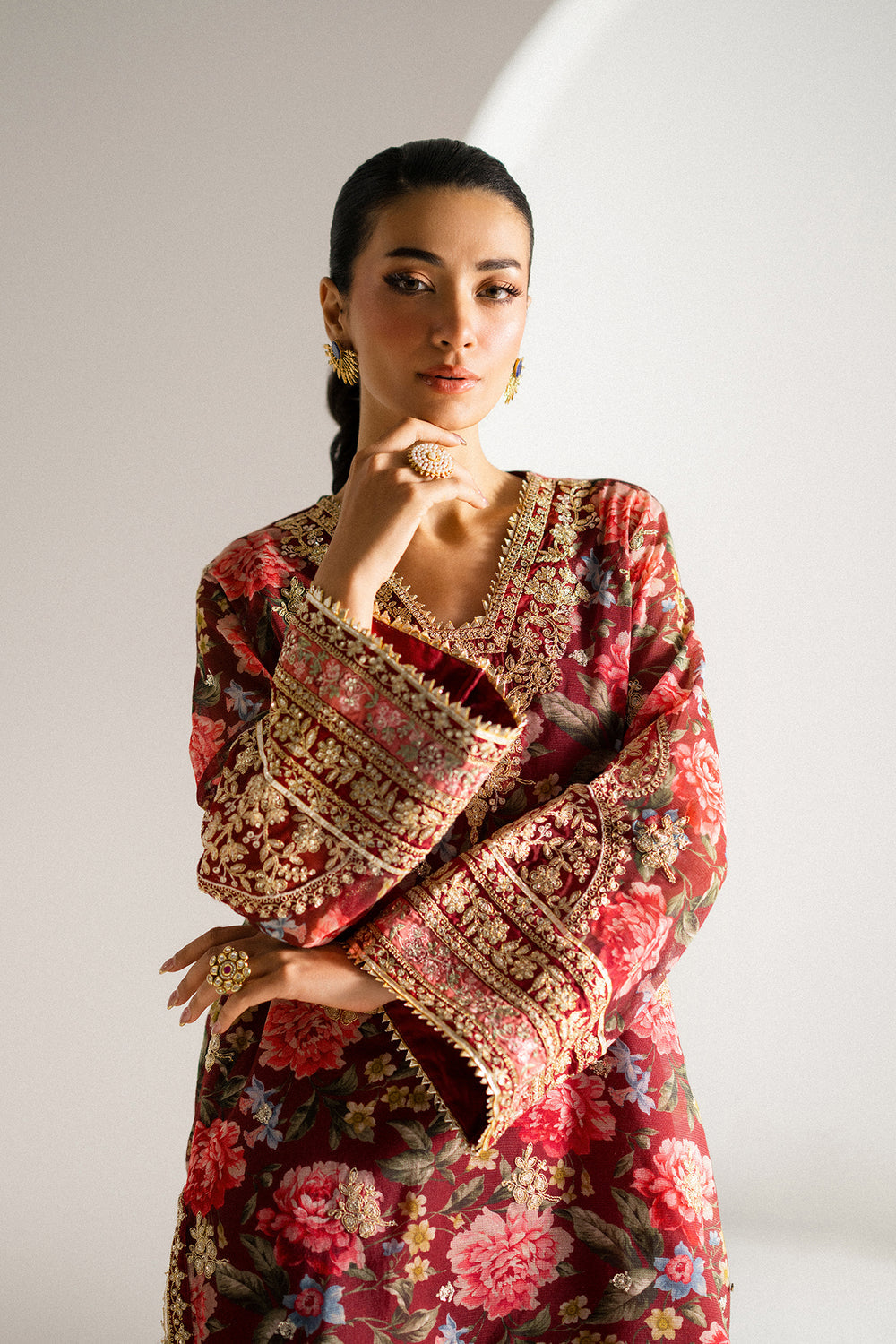 EMBROIDERED SUIT