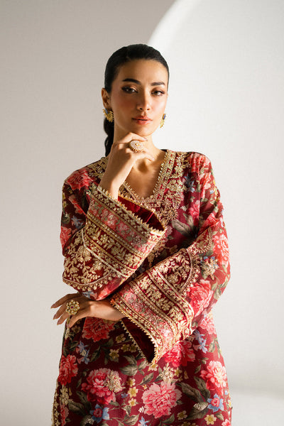 EMBROIDERED SUIT