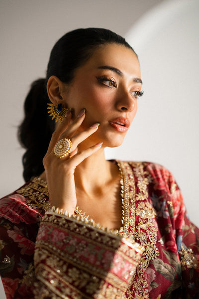 EMBROIDERED SUIT