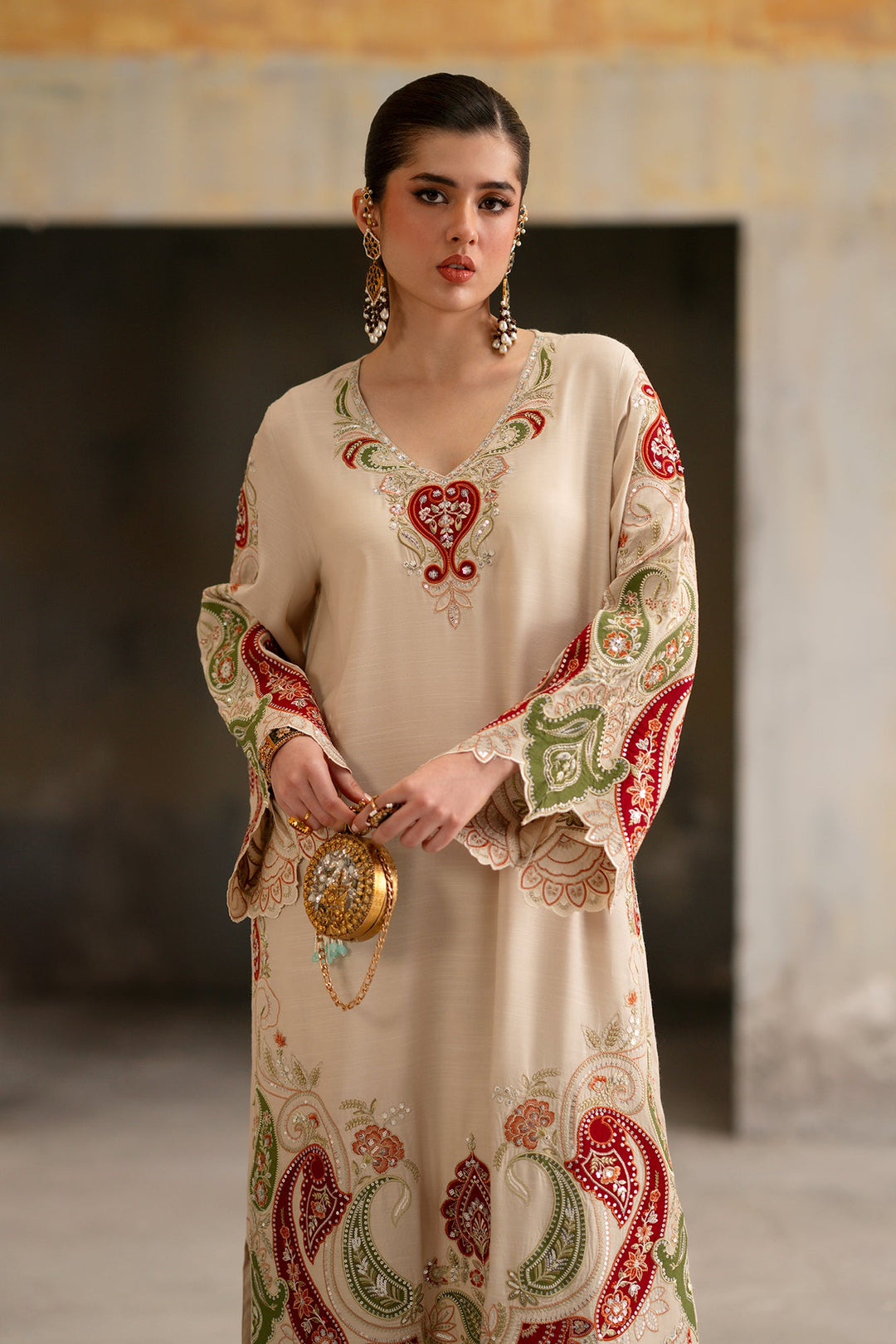EMBROIDERED KAFTAN