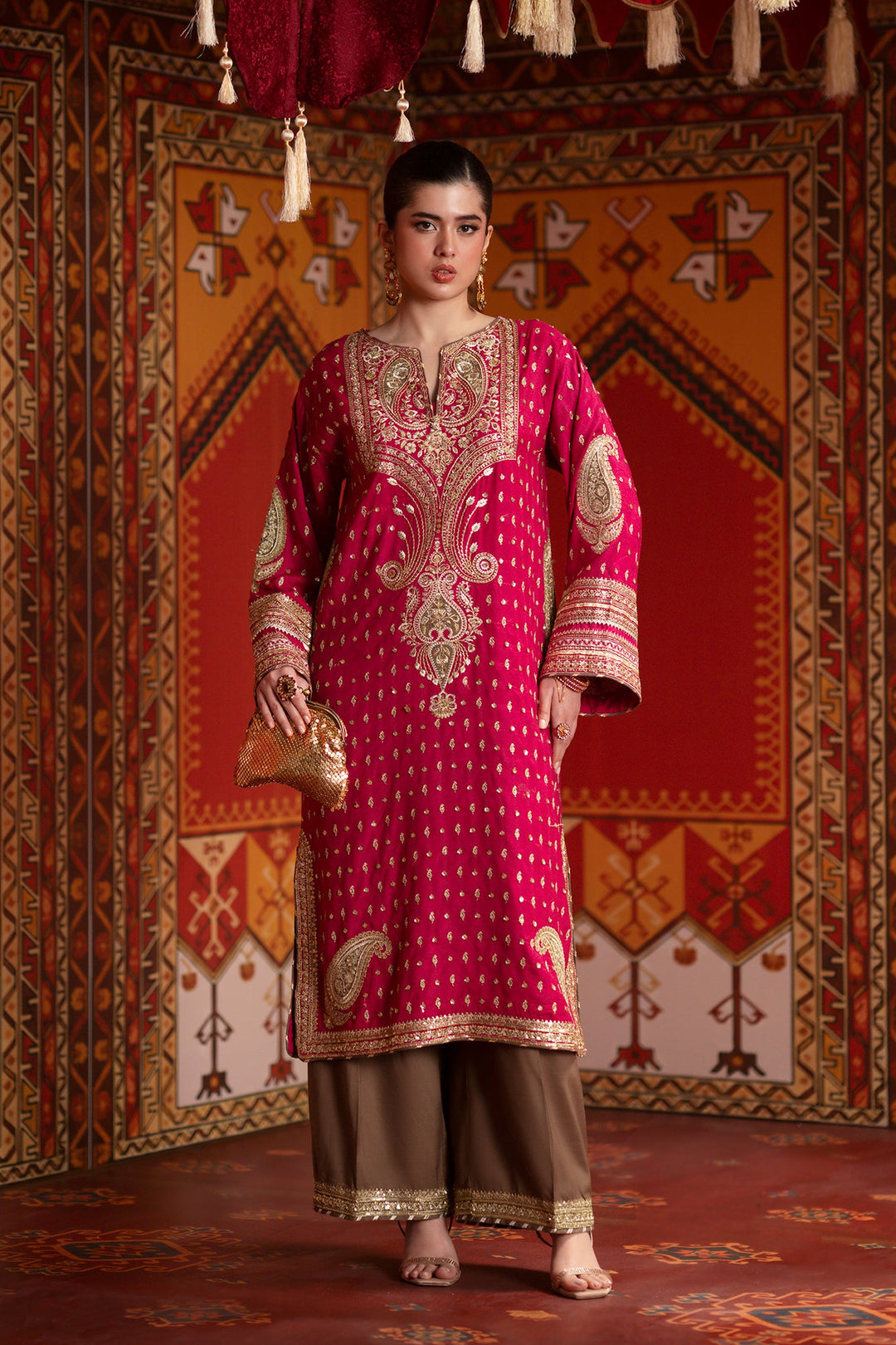 EMBROIDERED SUIT