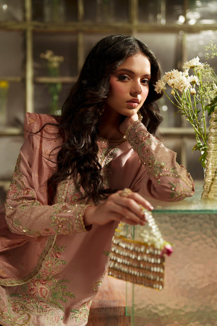 EMBROIDERED SUIT