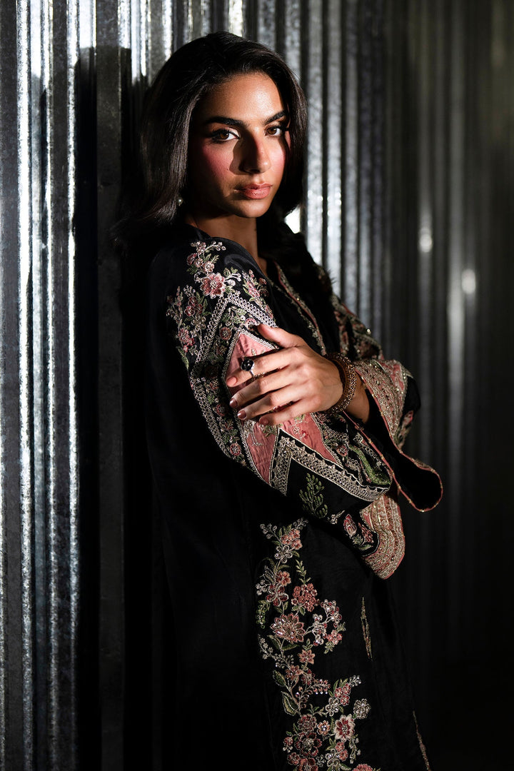 EMBROIDERED KAFTAN