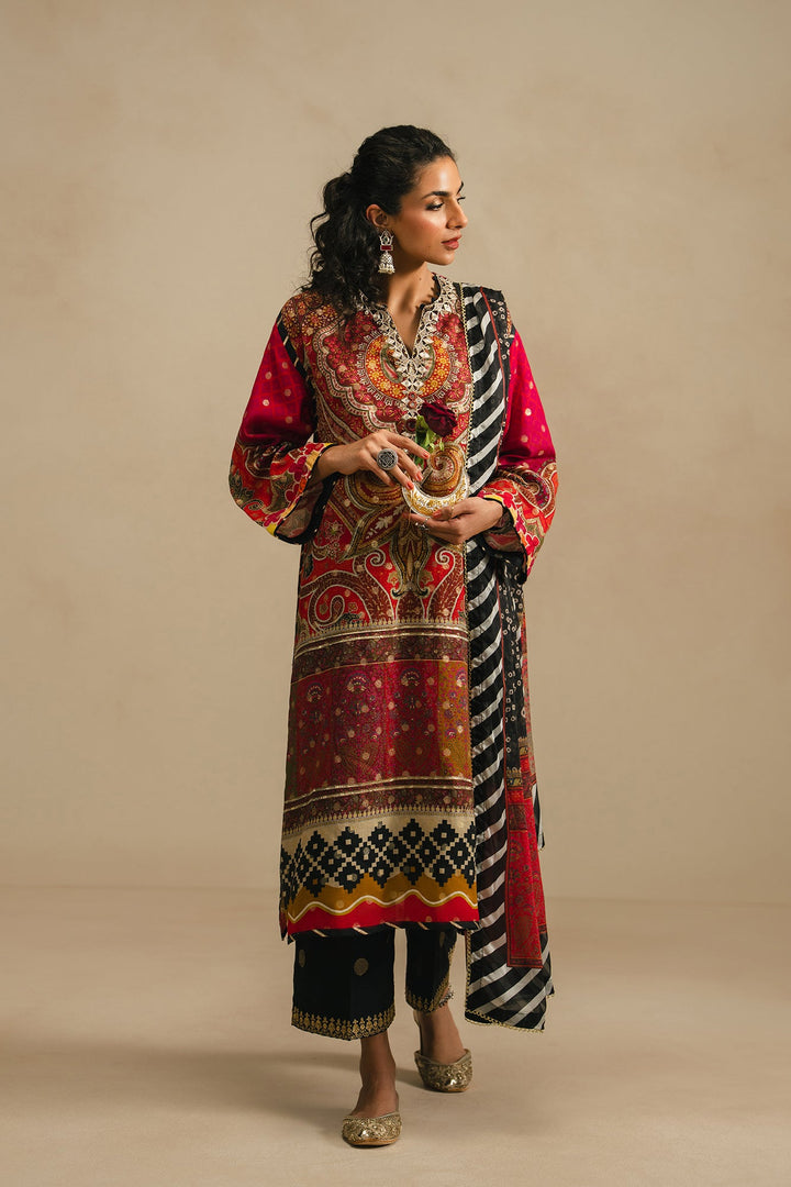 EMBROIDERED SUIT