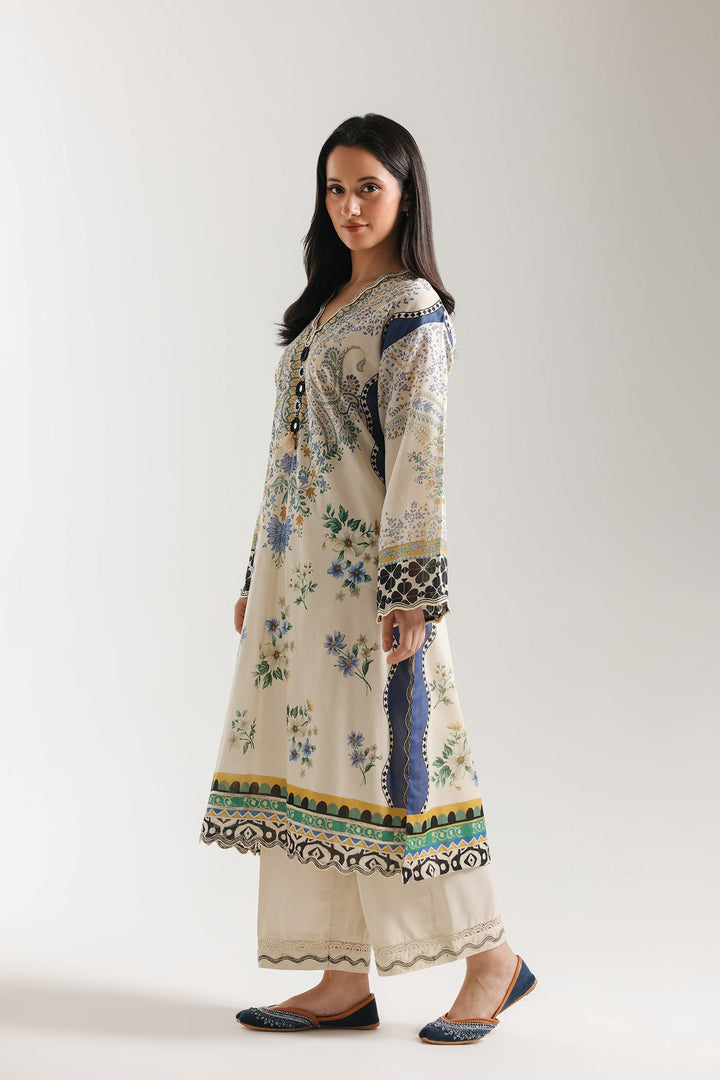 EMBROIDERED SUIT