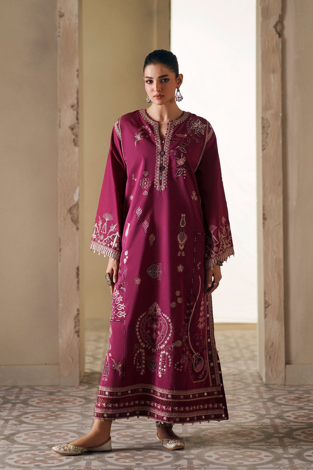 EMBROIDERED KAFTAN