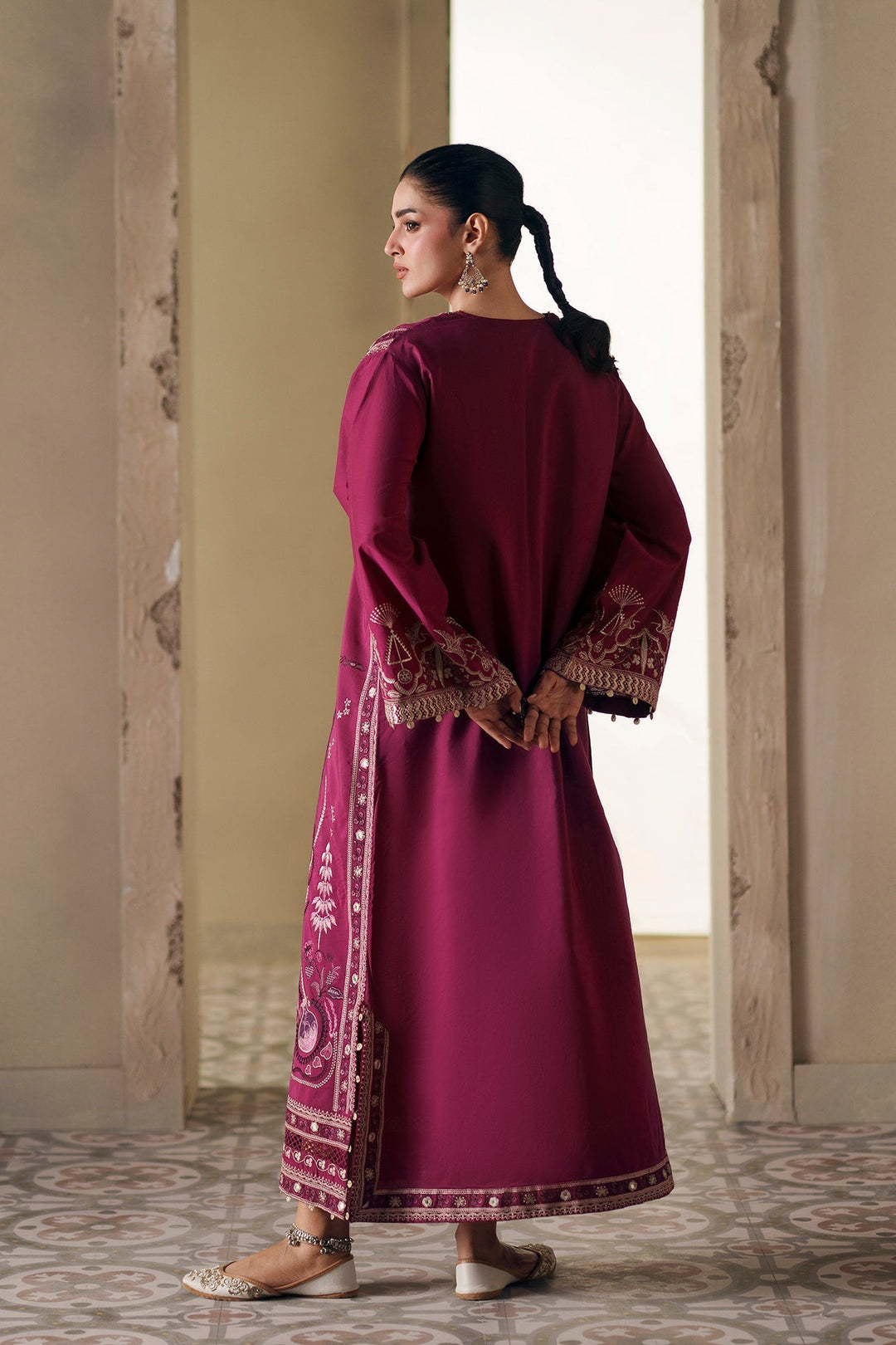 EMBROIDERED KAFTAN