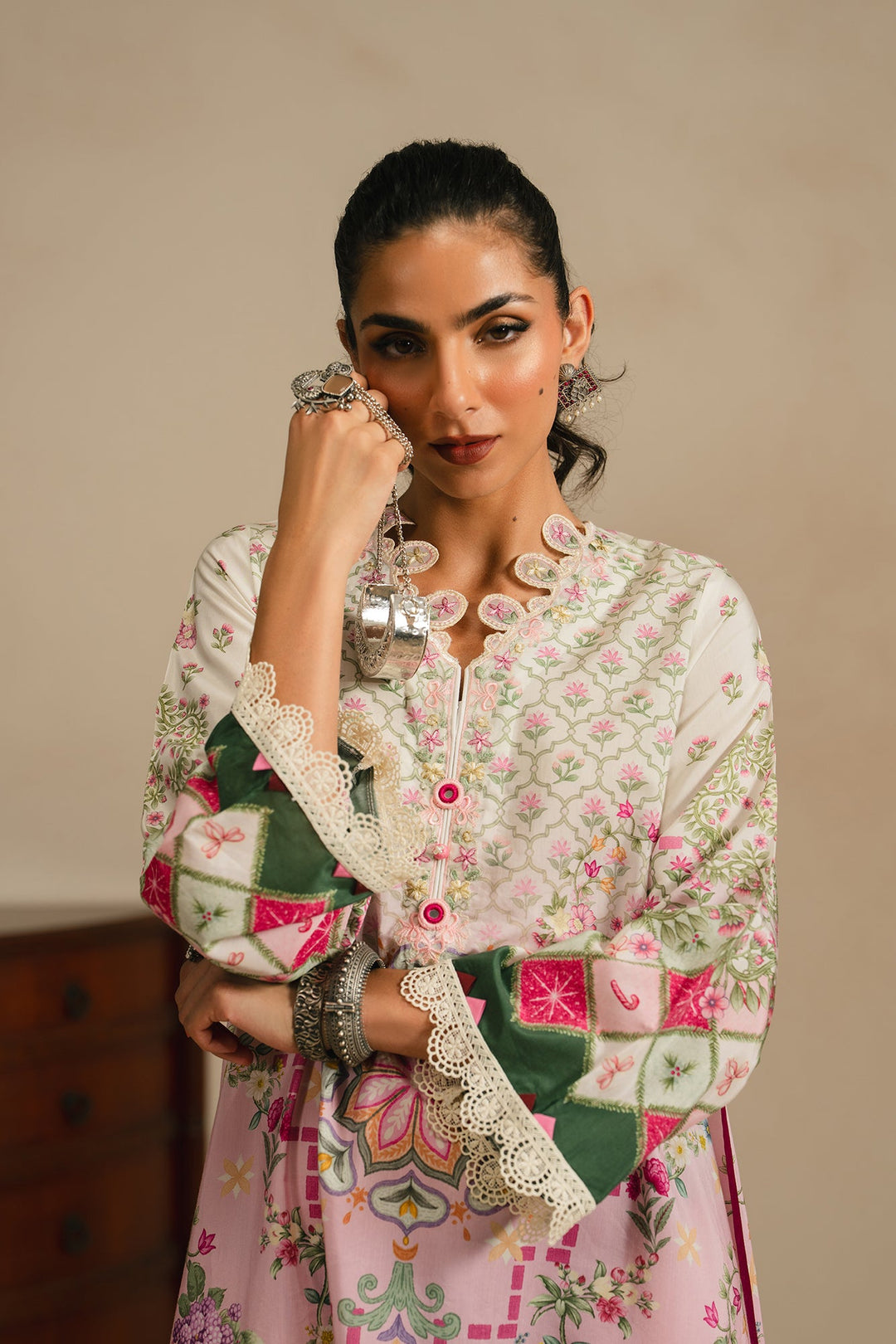 EMBROIDERED KAFTAN