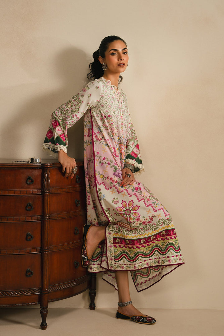 EMBROIDERED KAFTAN
