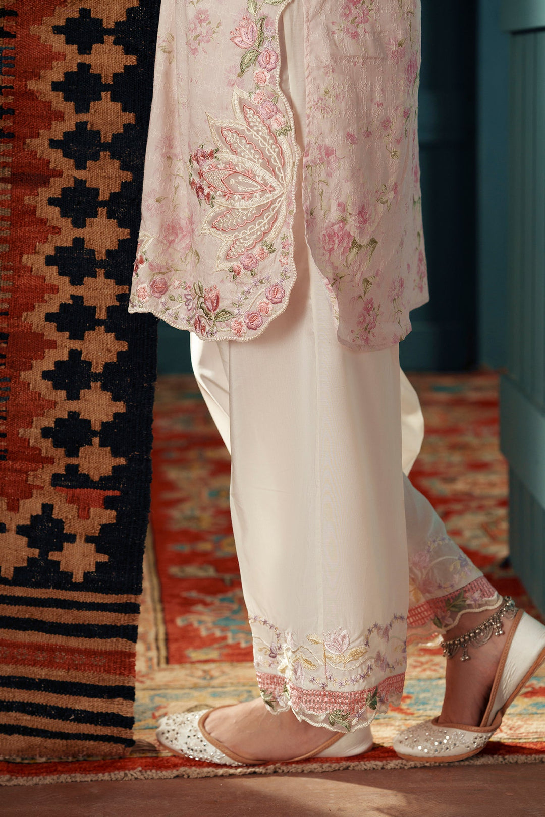 EMBROIDERED SUIT