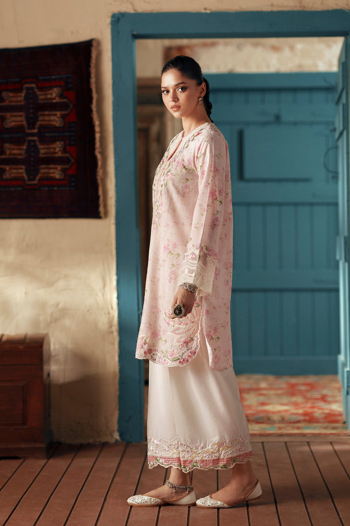 EMBROIDERED SUIT