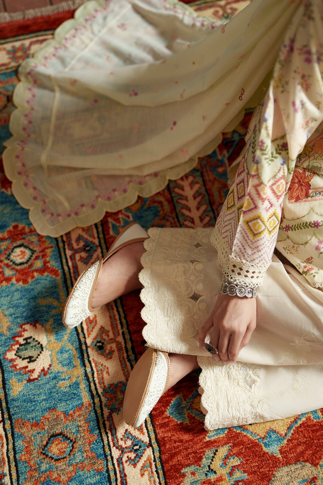EMBROIDERED SUIT