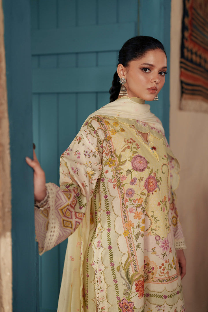 EMBROIDERED SUIT