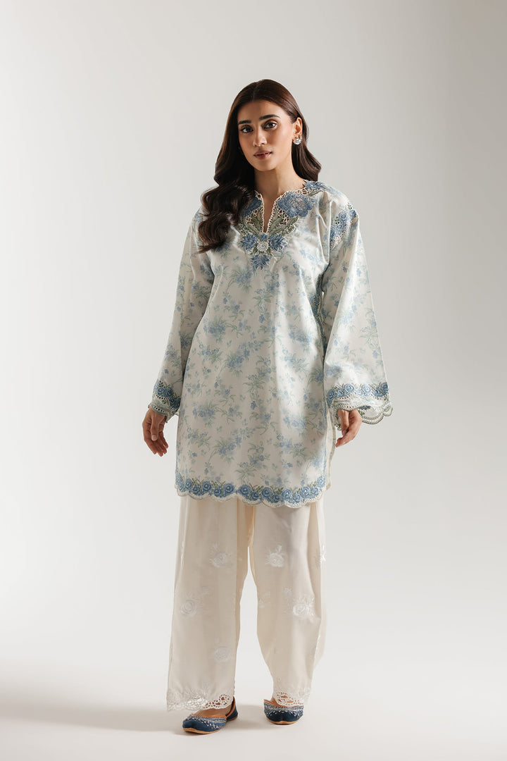 EMBROIDERED SUIT