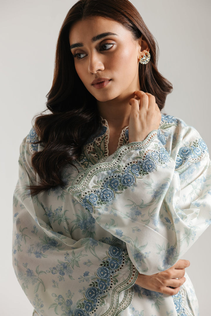 EMBROIDERED SUIT