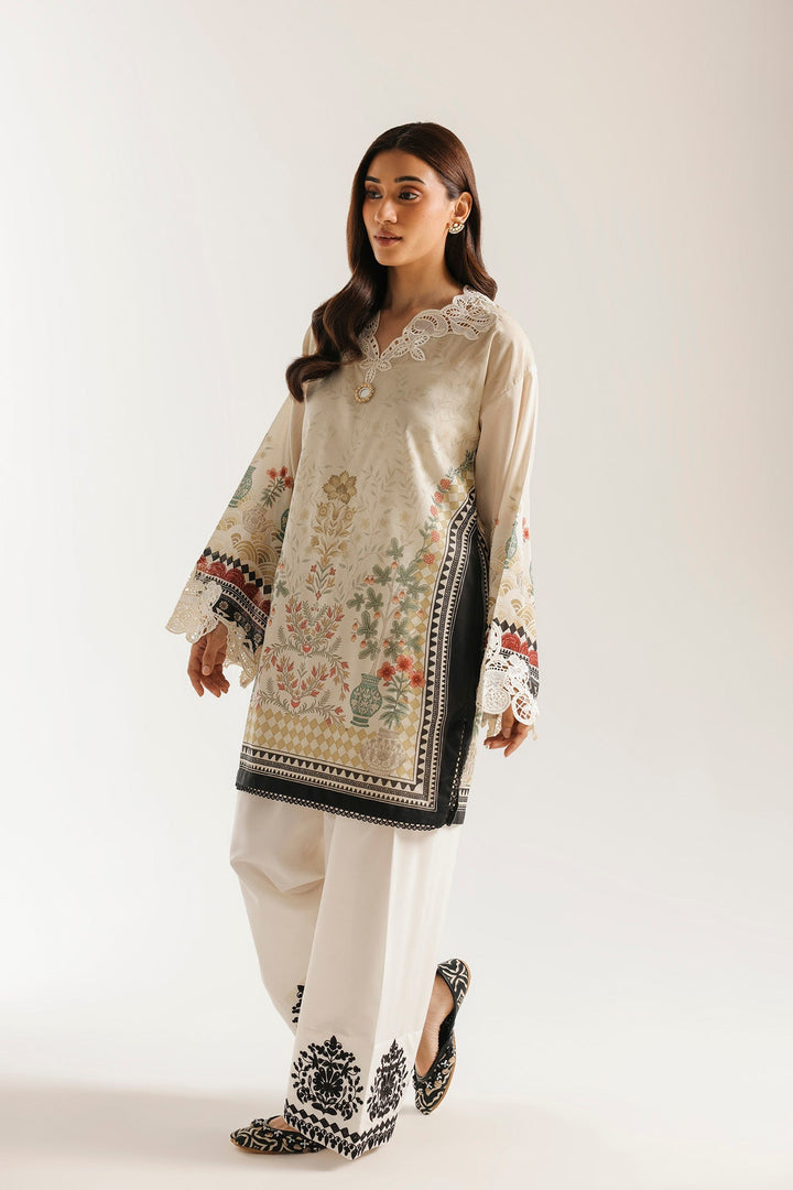 EMBROIDERED SUIT