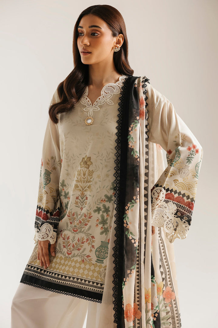 EMBROIDERED SUIT