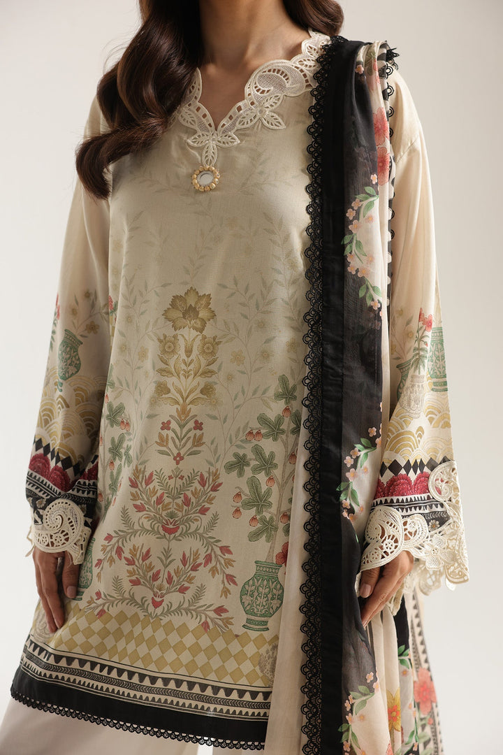 EMBROIDERED SUIT