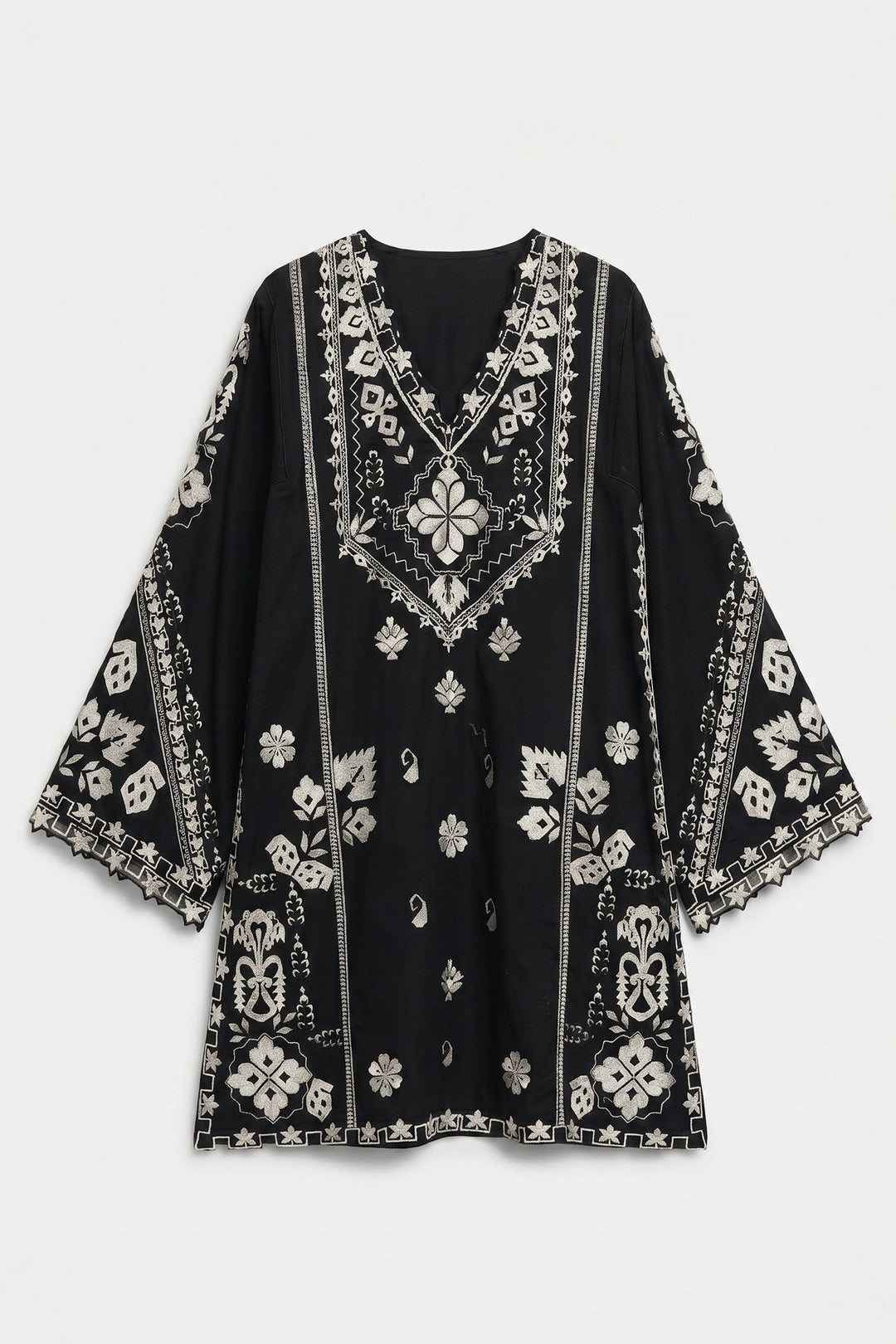 EMBROIDERED SUIT