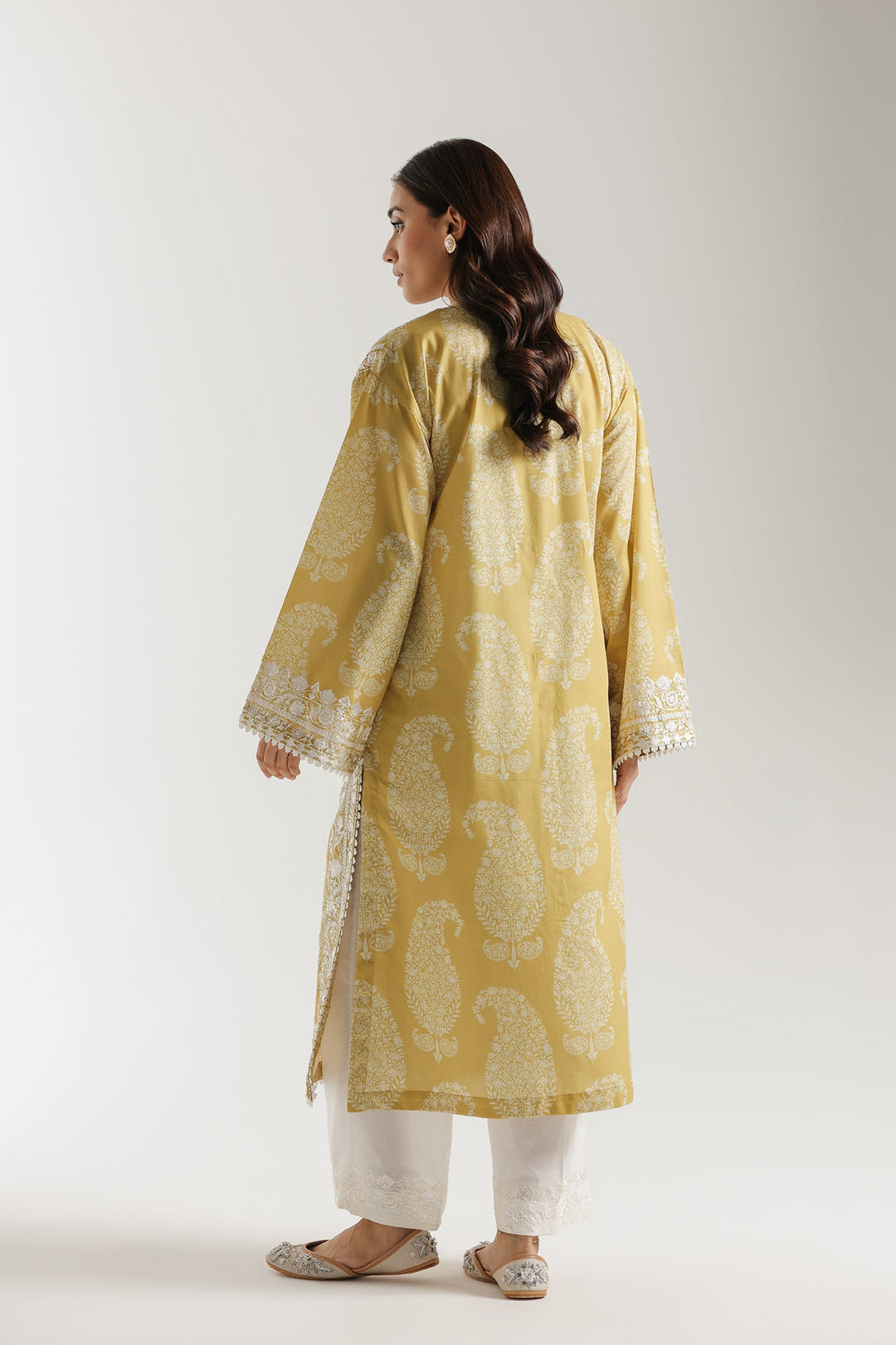 EMBROIDERED SUIT