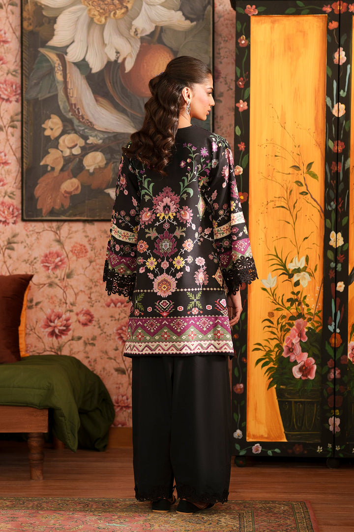 EMBROIDERED SUIT