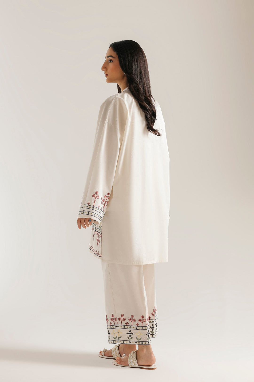 EMBROIDERED SUIT