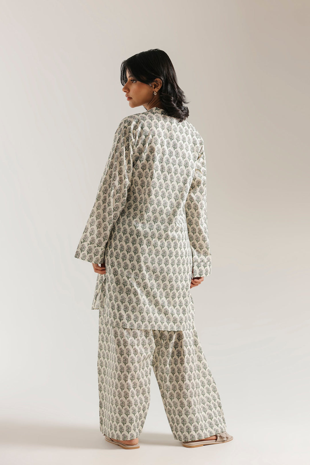 PRINTED SUIT