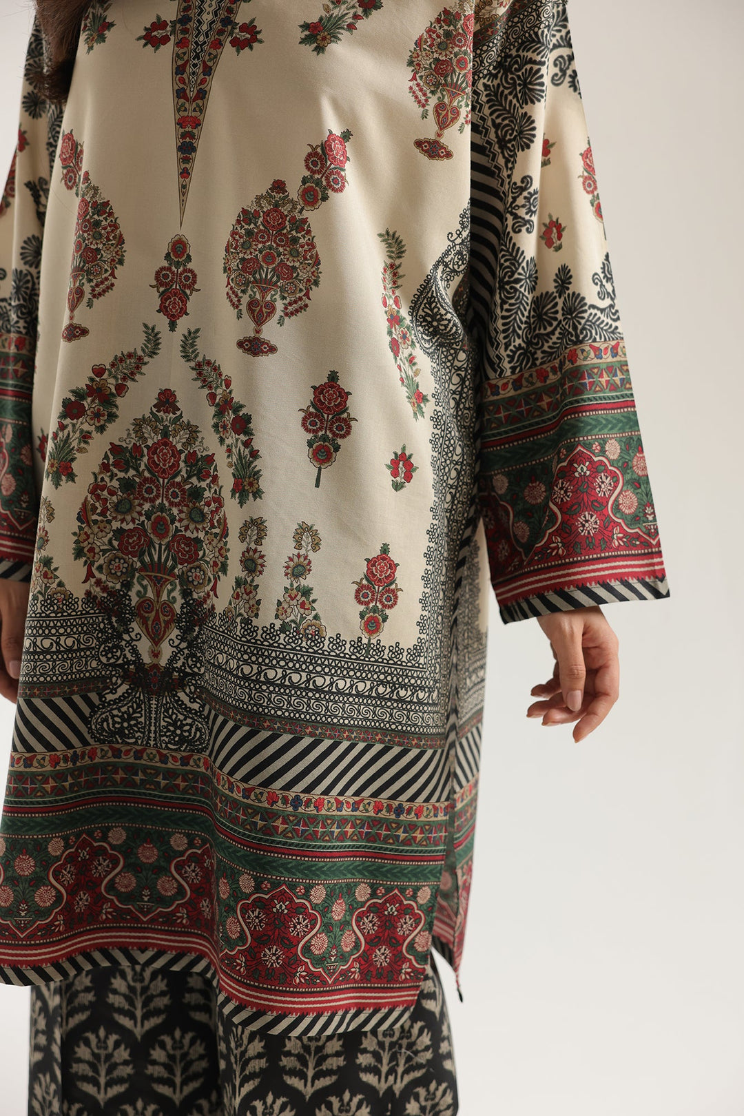 PRINTED SUIT
