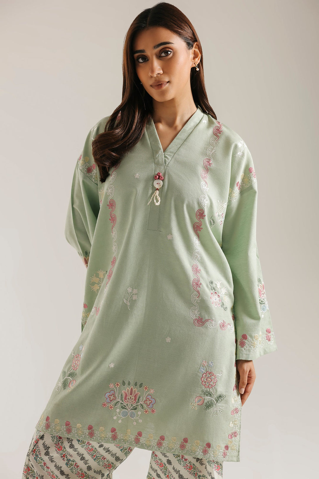 EMBROIDERED SUIT