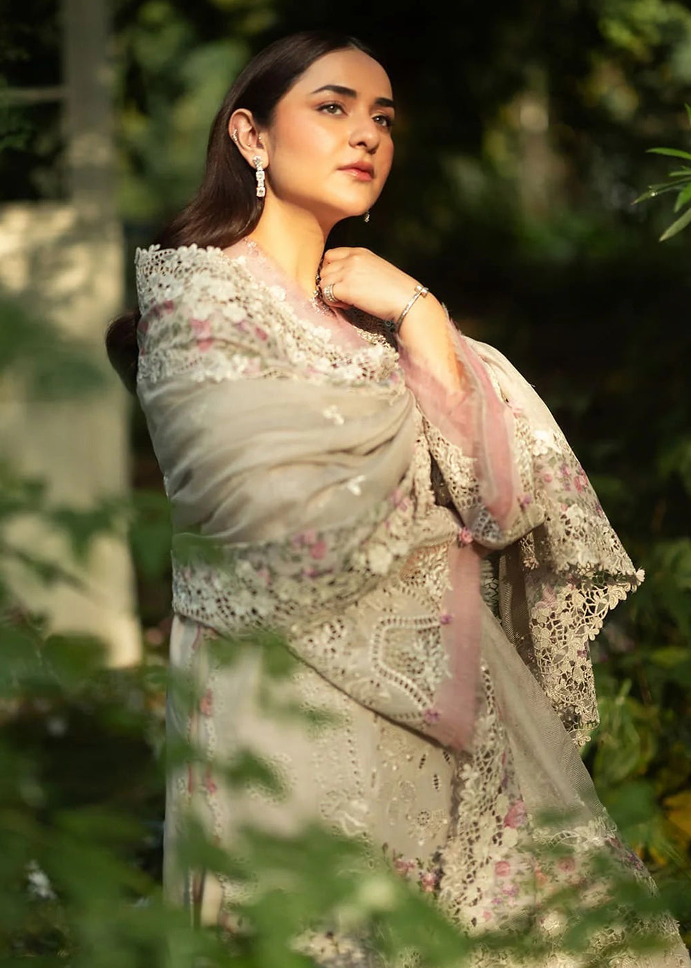 LUXURY LAWN VOL ll &