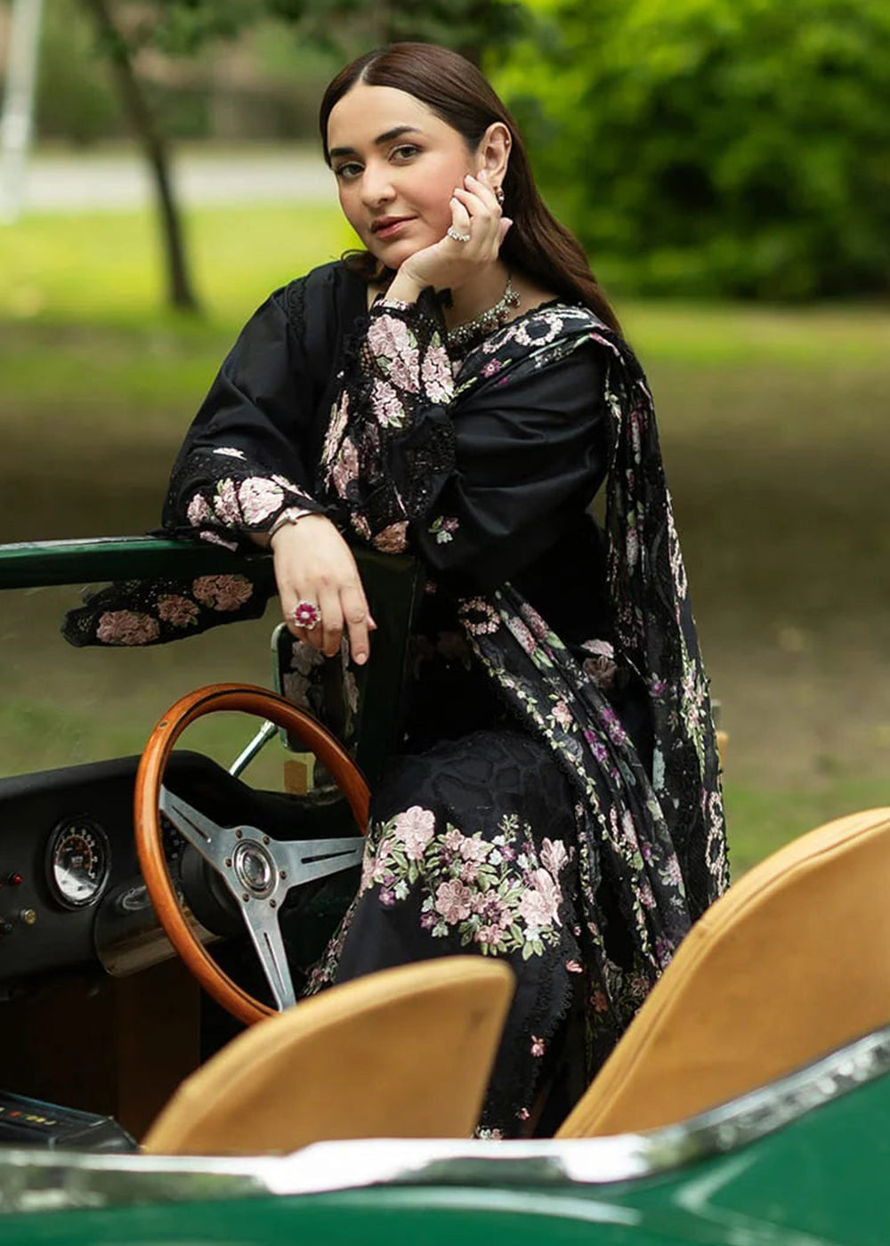 LUXURY LAWN VOL ll &