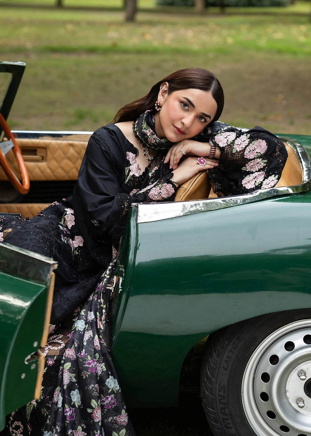 LUXURY LAWN VOL ll &