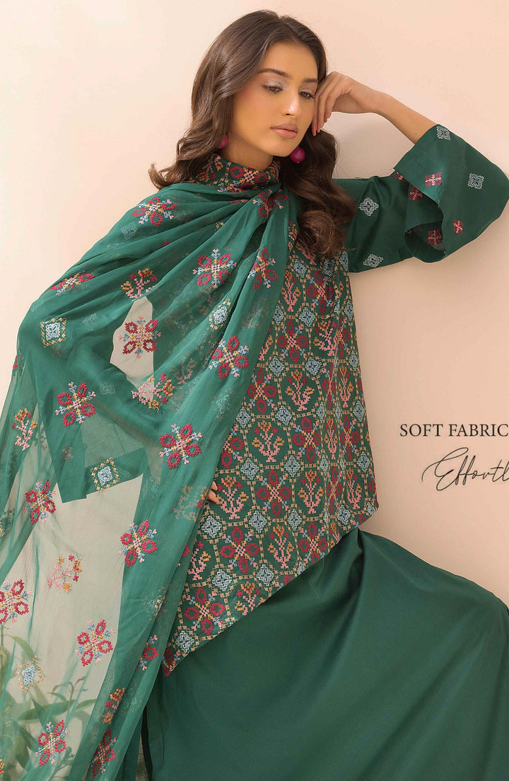 Embroidered Lawn Unstitched 3 Piece Suit