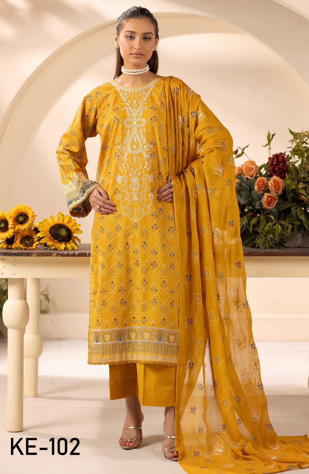 Embroidered Lawn Unstitched 3 Piece Suit