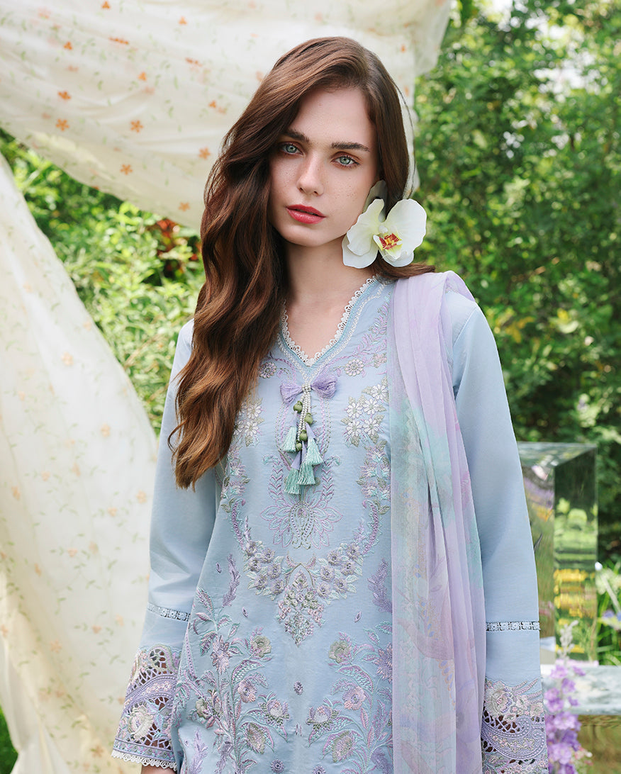 hemline the secret garden Lawn