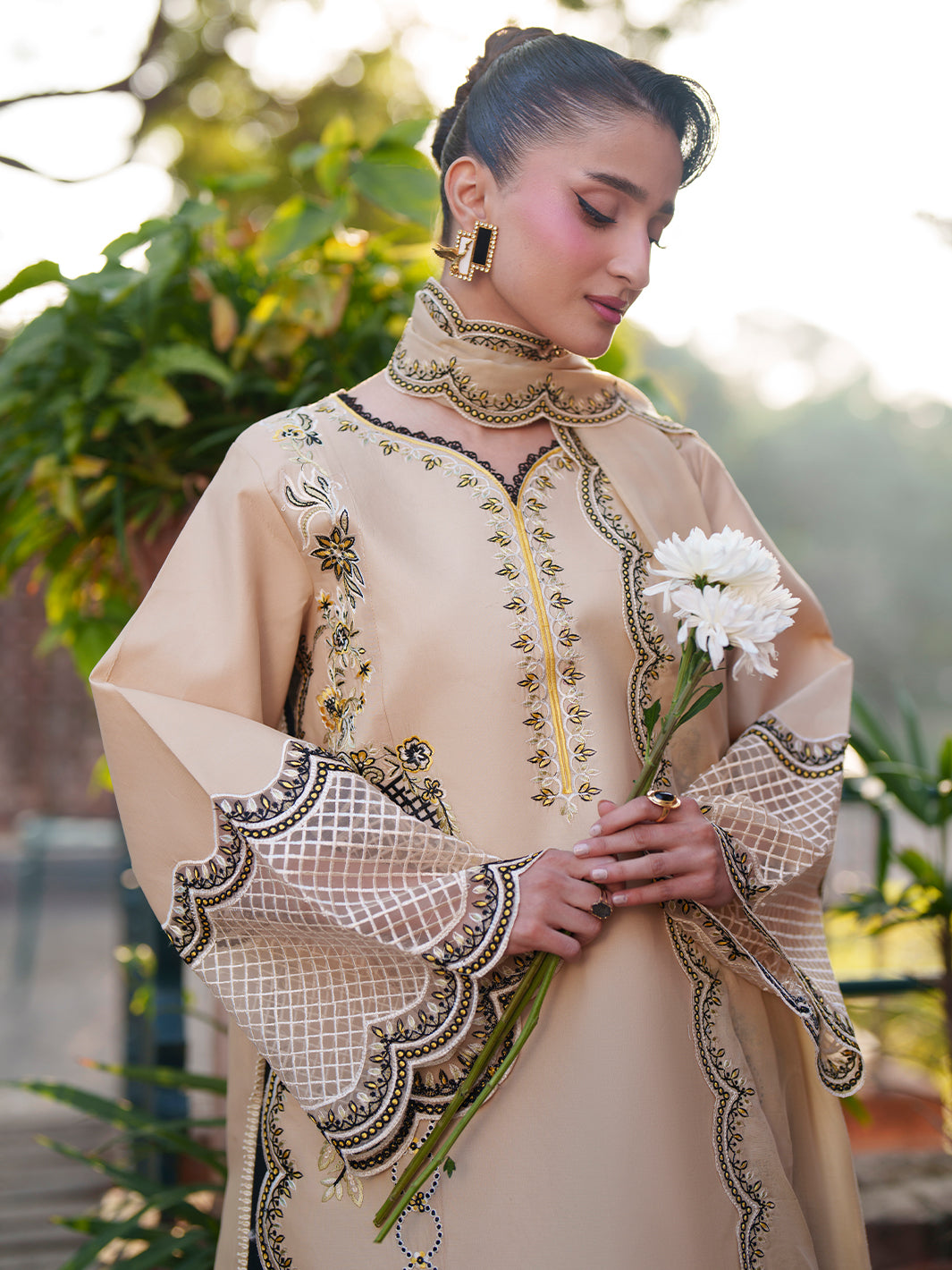 fiona-lawn-26