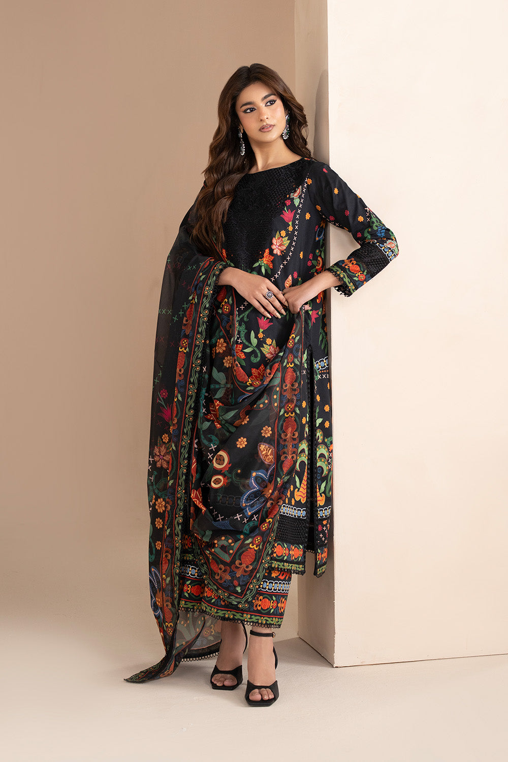 Embroidered Print Unstitched Lawn