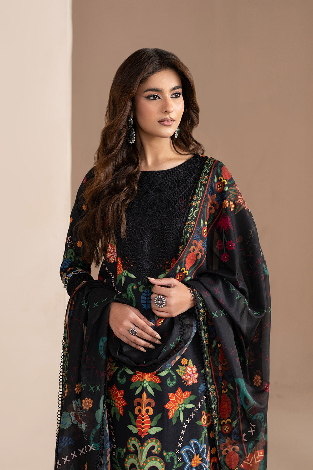 Embroidered Print Unstitched Lawn